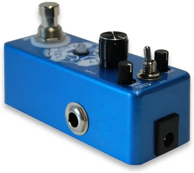 Alt view image 3 of 12 - Outlaw Effects Plexi Style Distortion Pedal