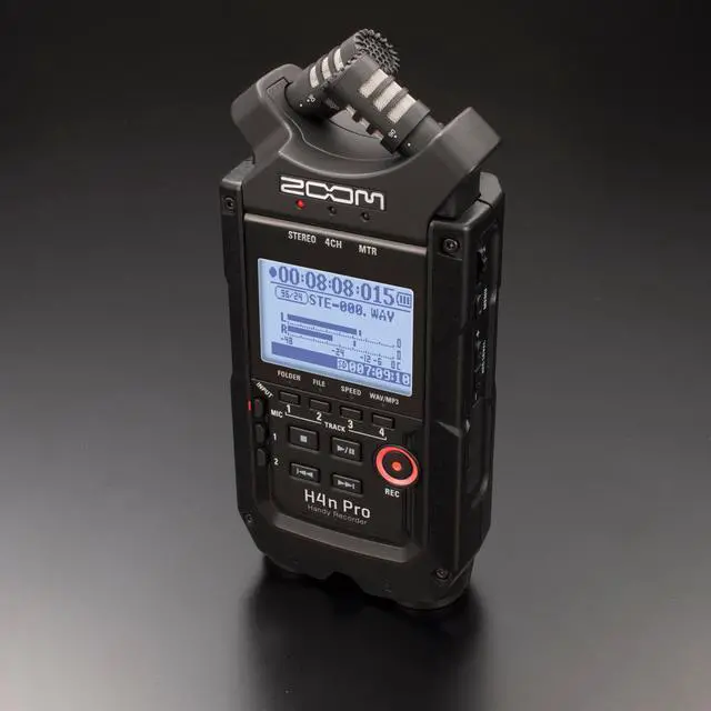 Alt view image 13 of 20 - Zoom Digital Multitrack Recorder (H4n Pro All Black)