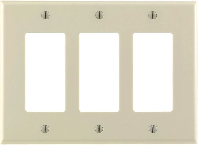 Alt view image 2 of 2 - Leviton 3 Socket Faceplate