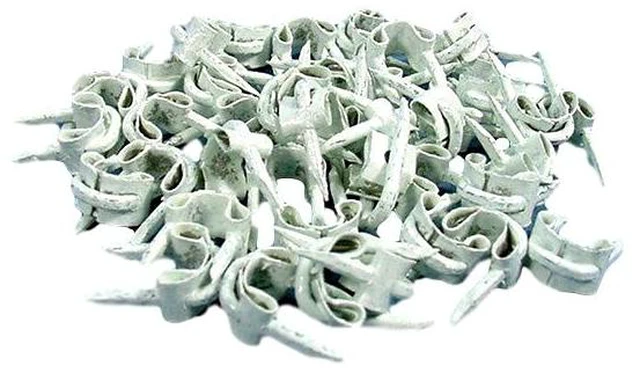 Main image of Leviton 12533 5/8" Long Insulated Fastening Staples for Low Voltage Wiring, White (Pack of 40)