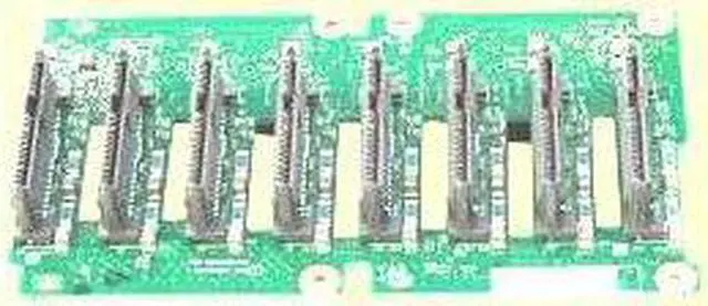 Alt view image 5 of 8 - IBM 69Y0650  Sas Hard Drives Backplane For System X3650 M3