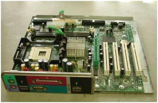 Main image of Dell 2P997 System Board For Dimension 4500