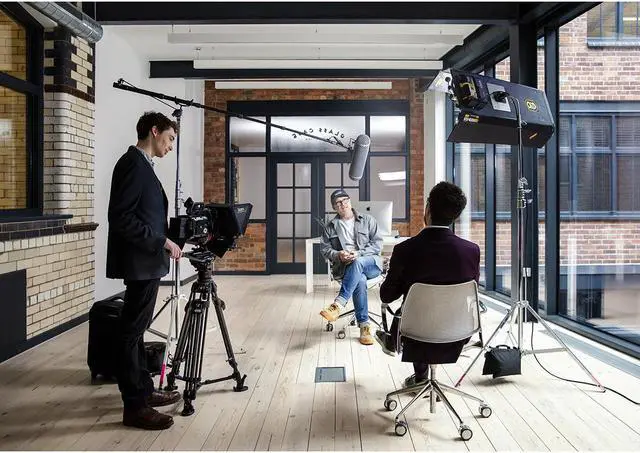 Alt view image 4 of 7 - Manfrotto 509HD Professional Fluid Video Head with 645 FAST Twin Leg Carbon Fiber Tripod and Low & Mid-Level Spreader