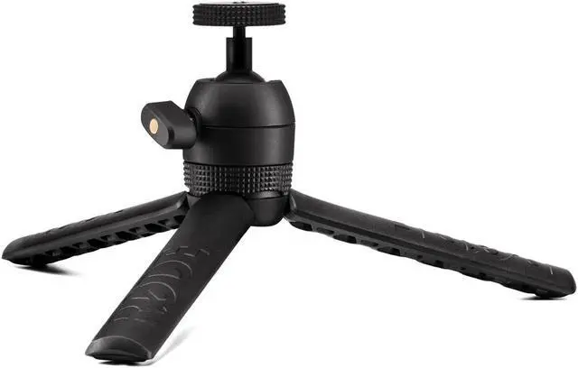Alt view image 8 of 17 - Rode Vlogger Kit Universal Filmmaking Kit for Smartphones with 3.5mm Ports