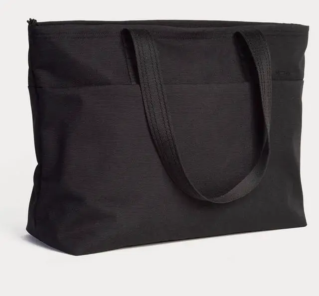 Alt view image 2 of 6 - Moment MTW 19L Tote Bag, Black