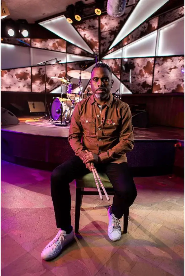 Alt view image 2 of 7 - Vic Firth Signature Series Nate Smith Drumstick, US Hickory, Pair #SNS