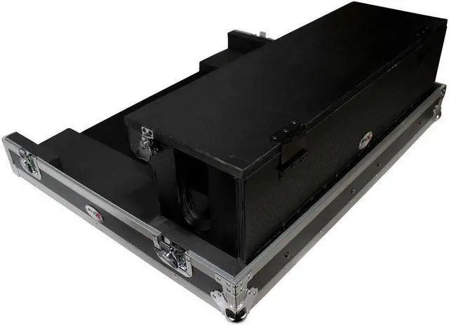 Alt view image 10 of 13 - Flight Case for Midas M32 Console with Doghouse and Wheels