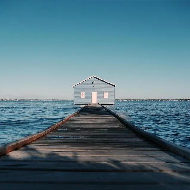 Alt view image 7 of 14 - Sony Alpha a6700 Mirrorless Camera with E 18-135mm f/3.5-5.6 OSS Lens