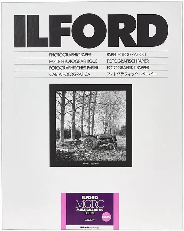 Main image of Ilford Multigrade V RC Deluxe Glossy Black/White Photo Paper, 5x7", 25 Sheets