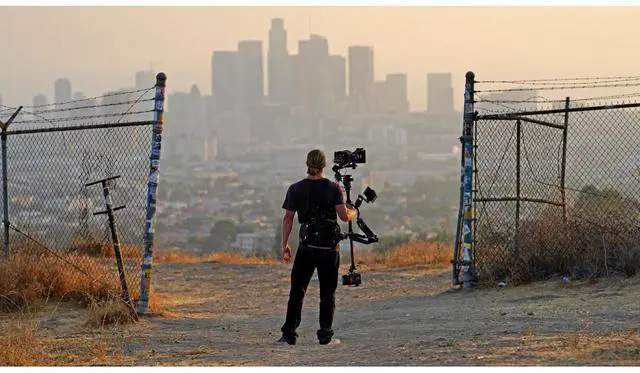 Alt view image 7 of 7 - Tilta Float Handheld Gimbal Support System for DJI RS 2, V-Mount