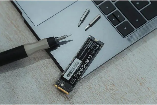 Alt view image 5 of 7 - Verbatim Verbatim 512GB Vi3000 Internal SSD