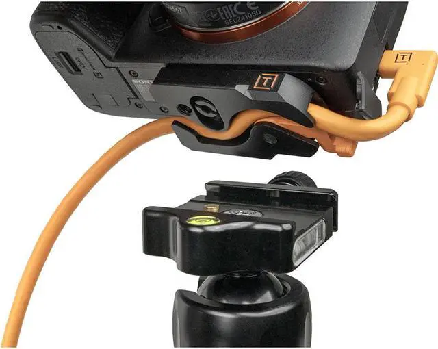 Alt view image 3 of 7 - Tether Tools TetherGuard LeverLock Plate & 15' USB-C Straight to RA Cable,Orange