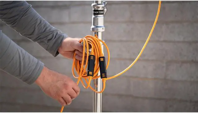 Alt view image 7 of 7 - Tether Tools Tether Tools TetherPro 31' USB-C Straight to Right-Angled Cable, Non-Reflective Black