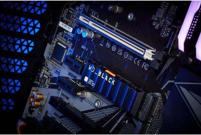 Alt view image 8 of 8 - WD_BLACK SN850X NVMe SSD WDBB9H0020BNC - SSD - 2 TB - internal - M.2 2280 - PCIe 4.0 (NVMe) - integrated heatsink - blac