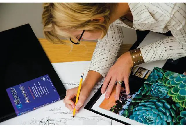 Alt view image 4 of 4 - Itoya Art Profolio Advantage Bound Portfolio Crystal Clear PolyGlass AD-24-A3