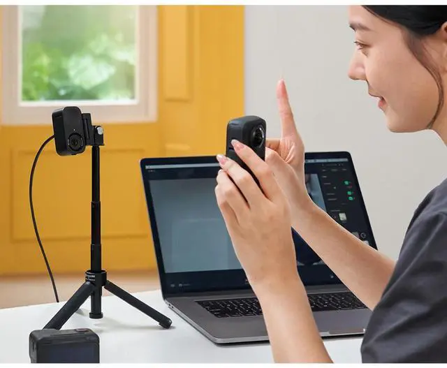 Alt view image 10 of 12 - Insta360 Link 2C 4K AI Webcam - CINSABNA
