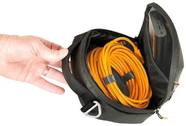 Alt view image 6 of 6 - Tether Tools Starter Tethering Kit w/15' USB-C Cable, TetherGuard & Bag, Black