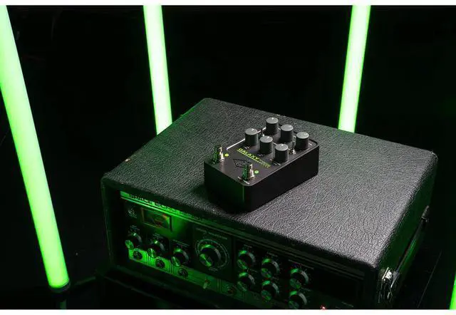 Alt view image 5 of 6 - Universal Audio UAFX Galaxy '74 Tape Echo and Reverb Pedal
