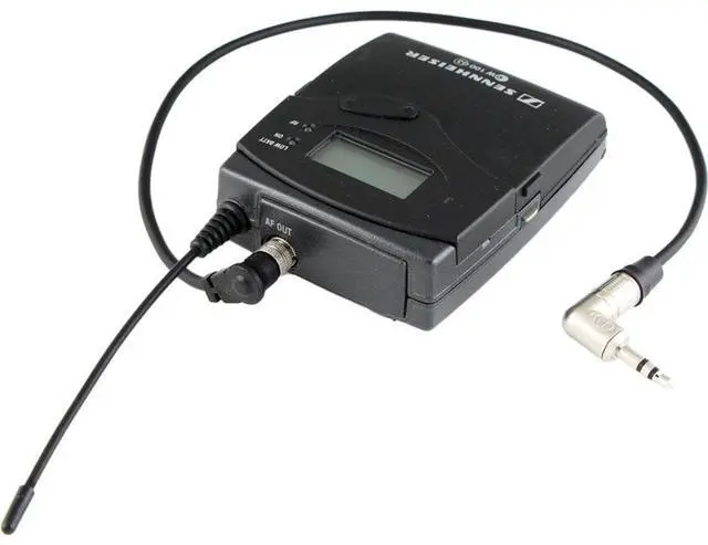 Alt view image 2 of 2 - Cable Techniques 10" Mini 3.5mm TRS to Neutrik Right Angle TRS Output Cable