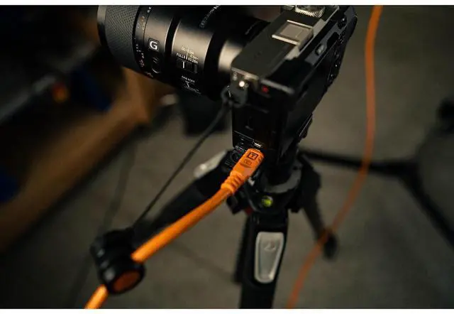 Alt view image 7 of 7 - Tether Tools TetherPro Optima 10G 6' USB-C Straight to USB-C Straight Cable, Orange