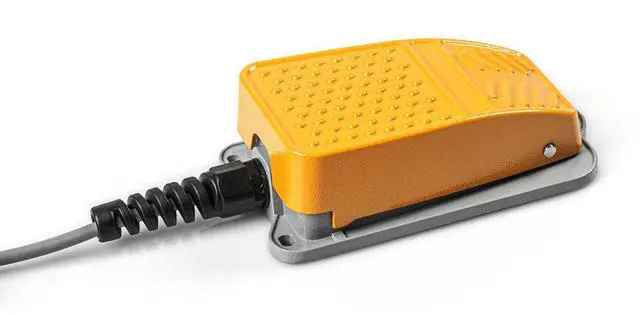 Alt view image 2 of 2 - Kaiser Shutter Release Foot Pedal for Cameras #205768