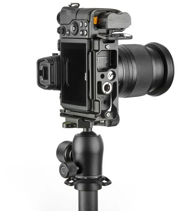 Alt view image 4 of 7 - 3 Legged Thing Zelda QD-Compatible Dedicated L-Bracket for Nikon Z6/7 #ZELDAQD-B