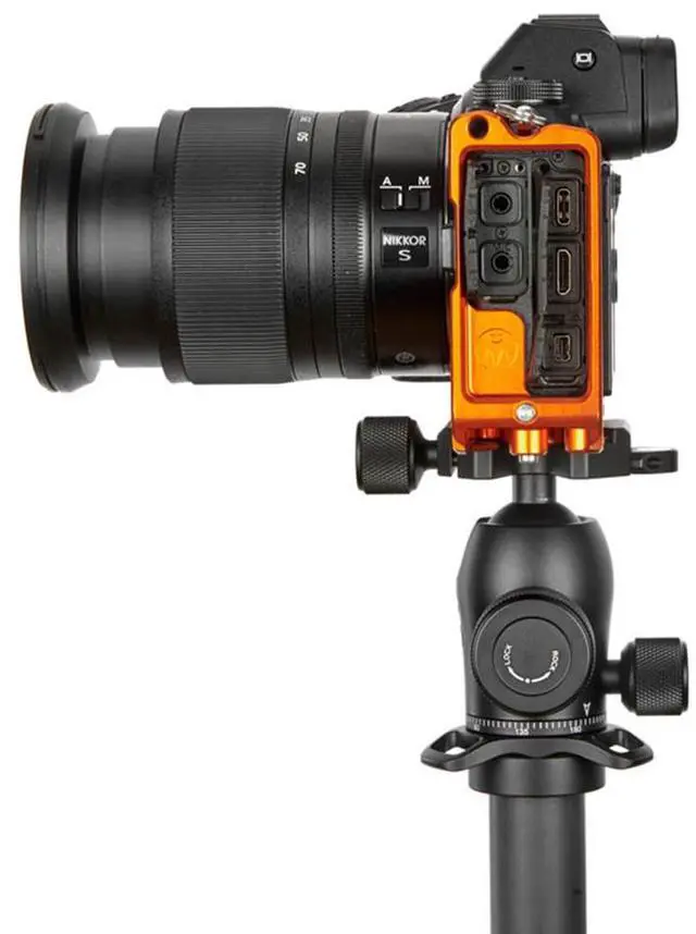 Alt view image 3 of 7 - 3 Legged Thing 3 Legged Thing ZELDA QD-Compatible Dedicated L-Bracket for Nikon Z6/7, Copper