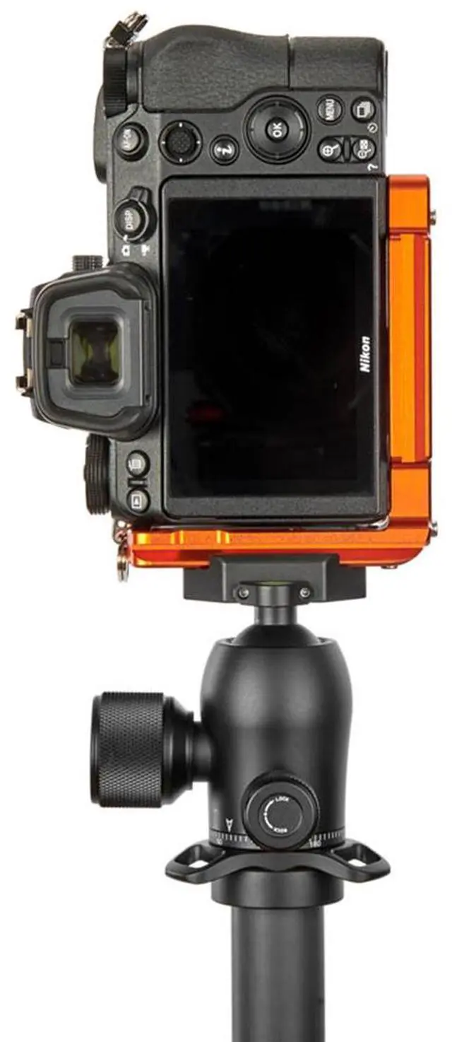 Alt view image 5 of 7 - 3 Legged Thing 3 Legged Thing ZELDA QD-Compatible Dedicated L-Bracket for Nikon Z6/7, Copper