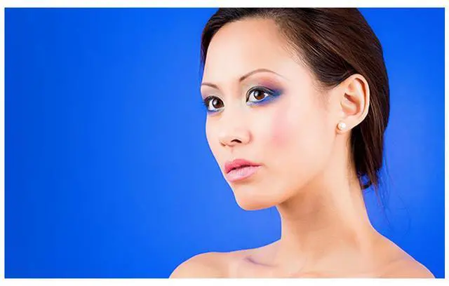 Alt view image 5 of 5 - Adorama Seamless Background Paper, 53" wide x 12 yards, Foto Blue, #11