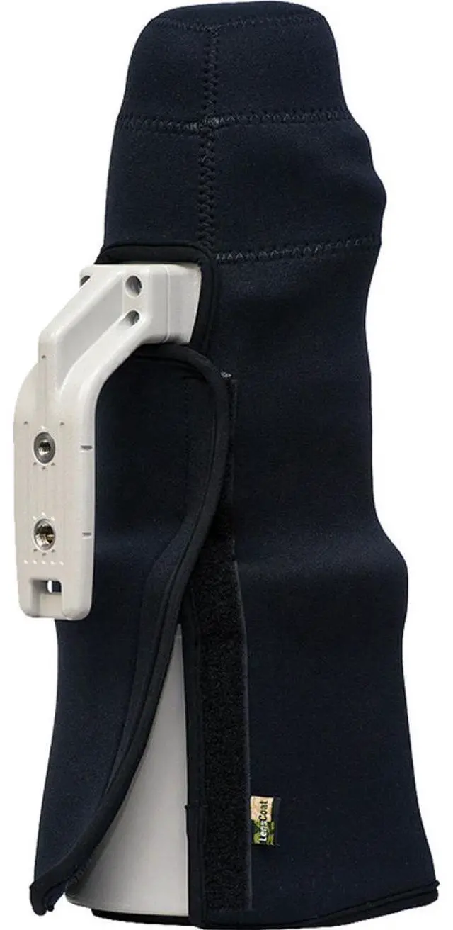 Main image of LensCoat TravelCoat Cover for Canon 200-400mm f/4 IS Lens, Black #TC200400BK