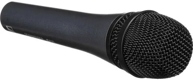 Alt view image 7 of 7 - Sennheiser e 835 Wired Cardioid Handheld Dynamic Lead Vocal Stage Microphone with Clip - Bundle With Samson MK10 Lightweight Boom Mic Stand, 20' 6mm Rubber XLR Microphone Cable