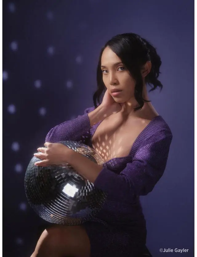 Alt view image 4 of 5 - Westcott 8x13' X-Drop Pro Wrinkle-Resistant Backdrop, Periwinkle Purple