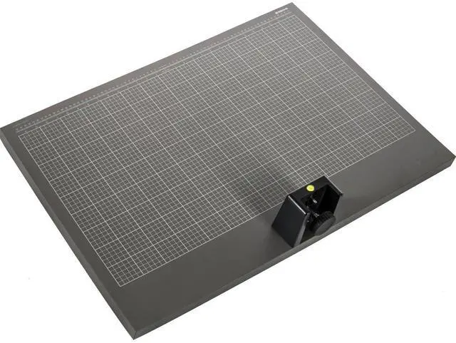 Alt view image 2 of 2 - Kaiser 23x31.5" Grid Baseboard with Leveling Feet
