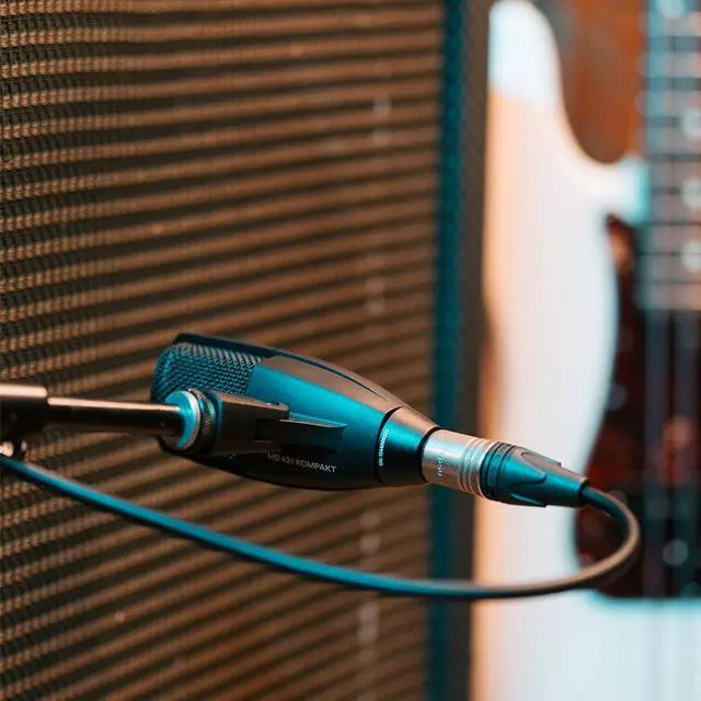 Alt view image 4 of 7 - Sennheiser MZH Drum Clamp for MD 421 KOMPAKT Multipurpose Cardioid Microphone