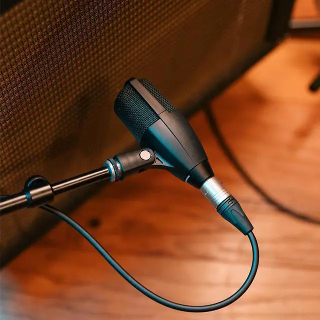 Alt view image 5 of 7 - Sennheiser MZH Drum Clamp for MD 421 KOMPAKT Multipurpose Cardioid Microphone