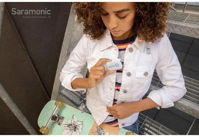 Alt view image 7 of 14 - Saramonic Blink 500 B2 2-Person Digital Camera-Mount 2.4 GHz Wireless Omnidirectional Lavalier Microphone System, Snow White