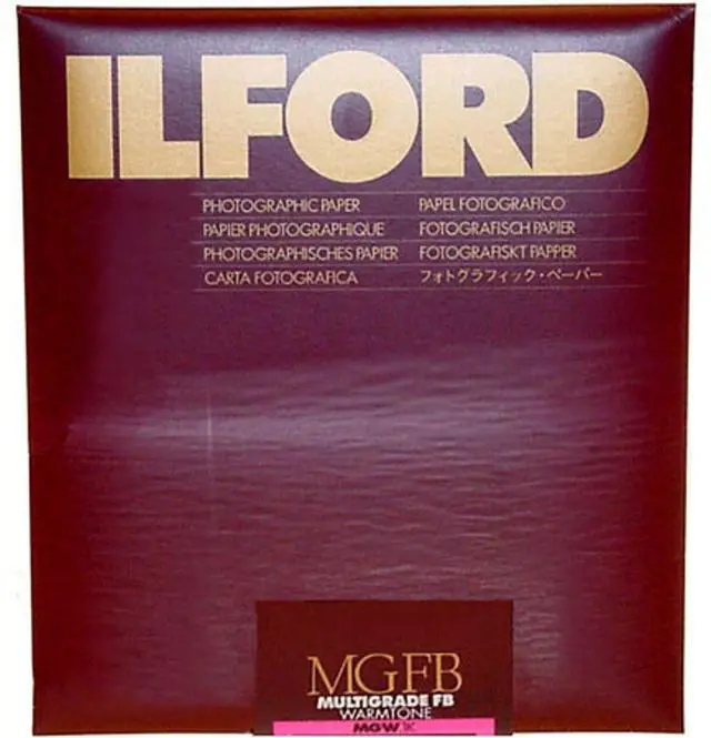 Main image of Ilford Multigrade FB Warmtone VC Enlarging Paper, Semi Matte, 8x10", 25 Sheets,