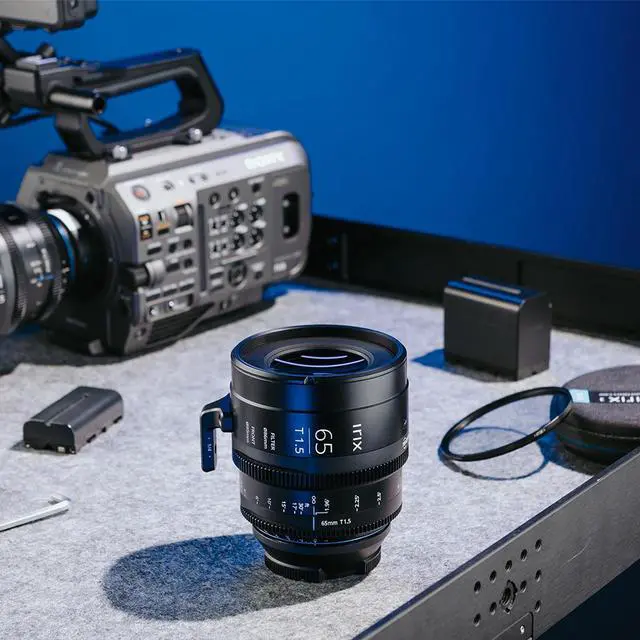 Alt view image 7 of 7 - IRIX IRIX 65mm T1.5 Cine Lens for Canon EF, Black
