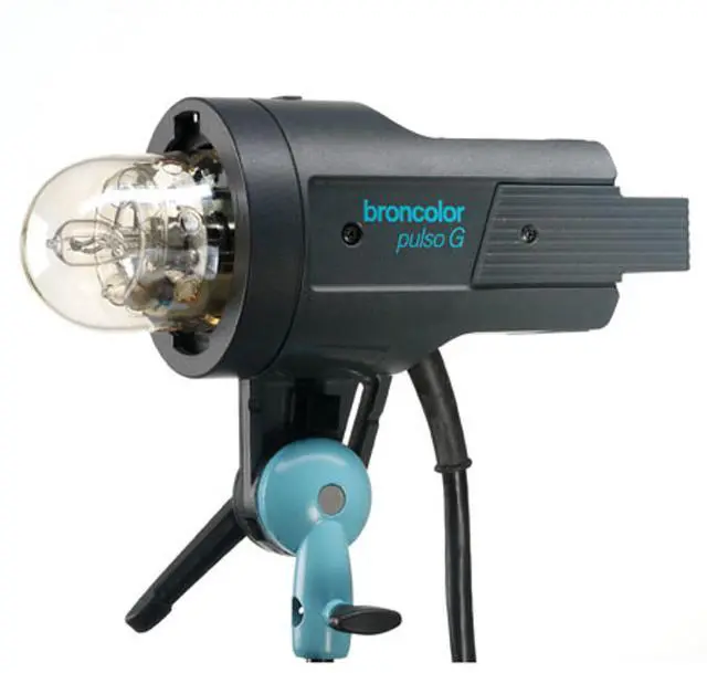 Alt view image 2 of 5 - Broncolor Pulso G 1600 WS Lamphead with Flash Tube, Modeling Lamp, Clear Protecting Glass Dome/Plate and Cap