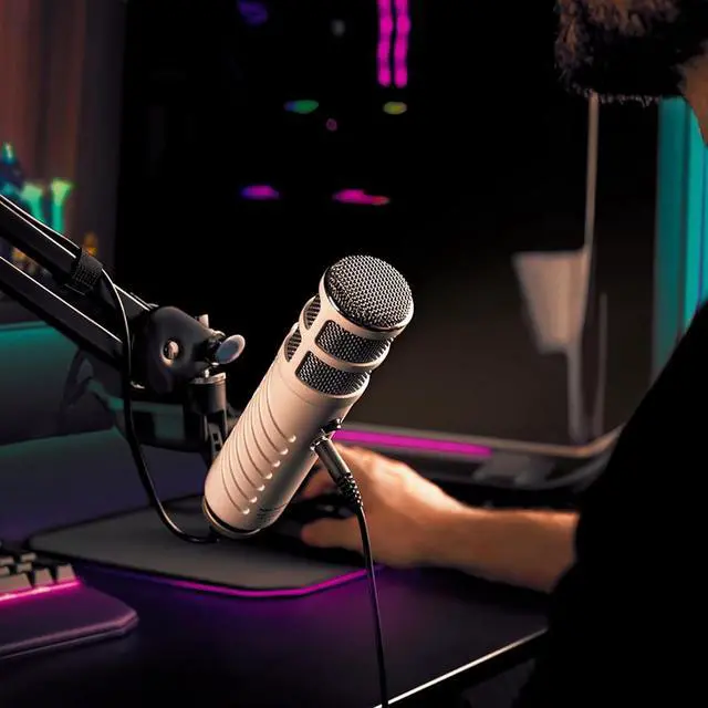 Alt view image 12 of 19 - Rode Podcaster USB Dynamic Microphone