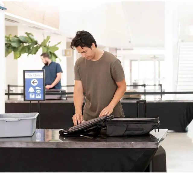 Alt view image 13 of 15 - Nomatic V2 Travel Pack (30L)