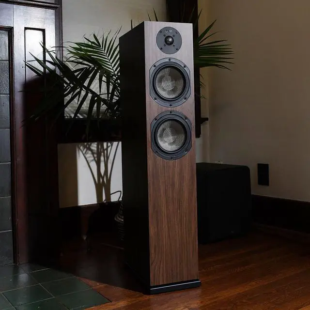 Alt view image 7 of 7 - KLH Concord Floorstanding Speaker, European Walnut