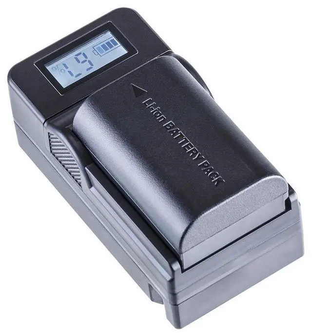 Alt view image 6 of 7 - Green Extreme Compact Smart Charger with LCD Screen for Canon BP-945