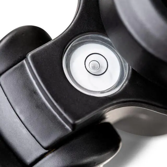 Alt view image 3 of 7 - Benro A2573F 3-Section Aluminum Single Tube Video Tripod with S4PRO Flat Base Fluid Video Head