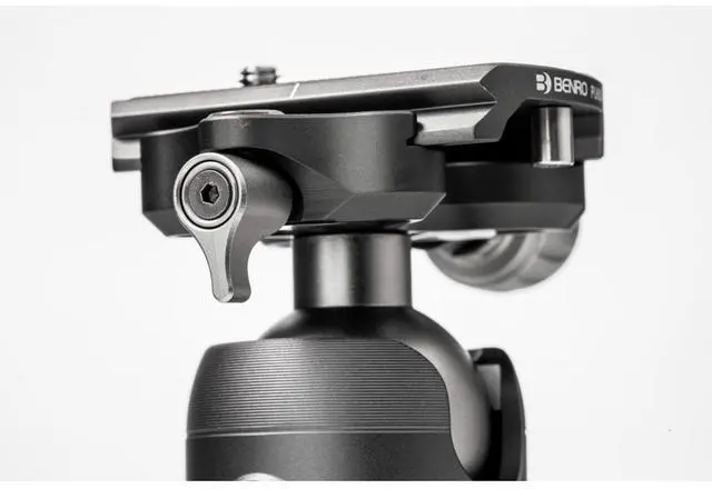 Alt view image 7 of 7 - Benro VX20 Two Series Arca-Swiss Style Aluminum Ballhead