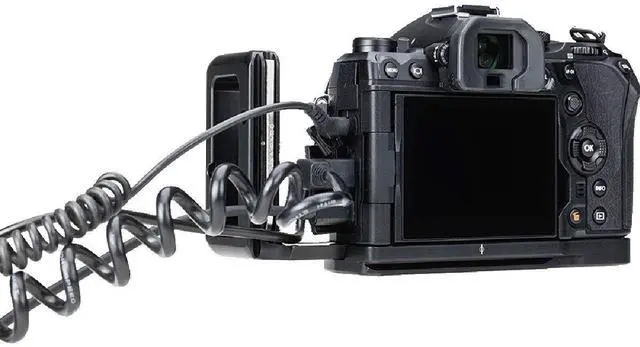 Alt view image 4 of 7 - Really Right Stuff Modular L-Plate Set for Olympus OM-1 Camera