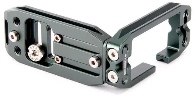 Alt view image 4 of 7 - 3 Legged Thing 3 Legged Thing Lexie Universal Multifunction L-Bracket, Metallic Slate Gray