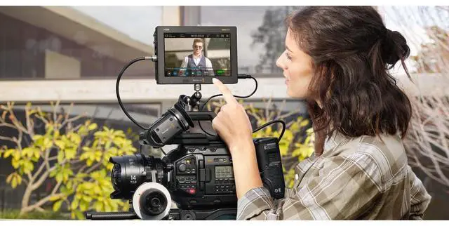 Alt view image 3 of 8 - Blackmagic Design Video Assist 5" 12G-SDI/HDMI HDR Recording Monitor