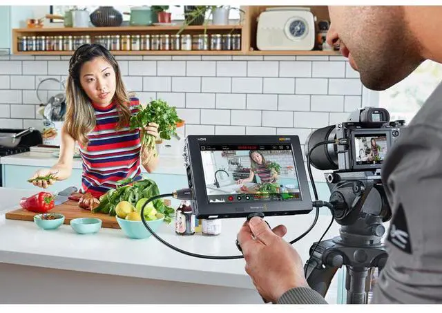 Alt view image 4 of 8 - Blackmagic Design Video Assist 5" 12G-SDI/HDMI HDR Recording Monitor