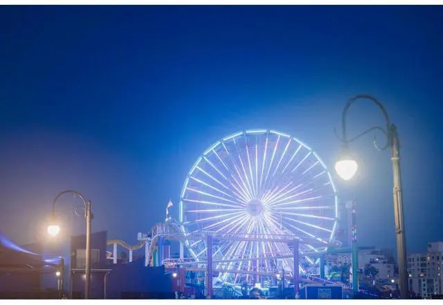 Alt view image 3 of 7 - Tiffen 6.6x6.6" Smoque 1/4 Filter